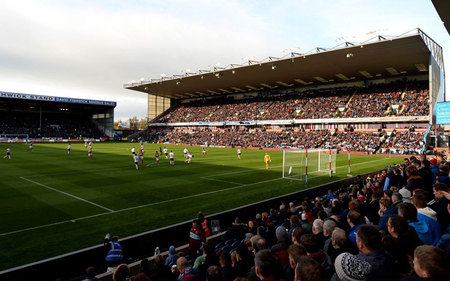 续在国际舞 续在国际舞